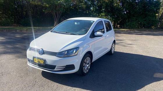 VOLKSWAGEN FOX 1.0 MI TRENDLINE 8V FLEX 4P MANUAL VOLKSWAGEN FOX 1.0 MI TRENDLINE 8V FLEX 4P MANUAL